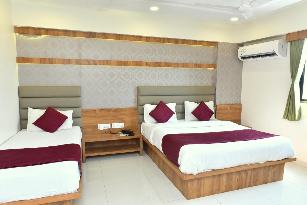 אחמדאבאד Hotel Royal King By Sky Stays מראה חיצוני תמונה